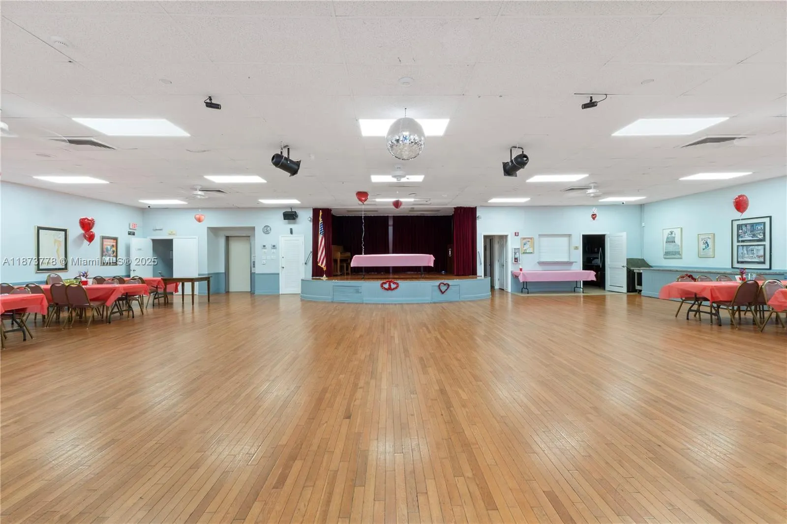 300 Berkley Rd, #107