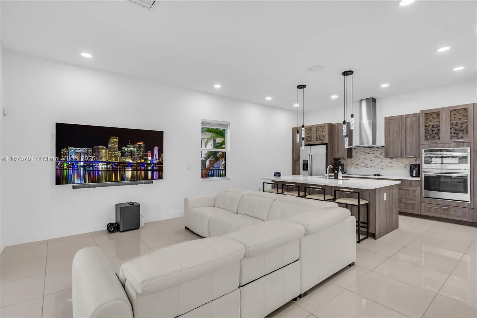15540 NW 88th Ave
