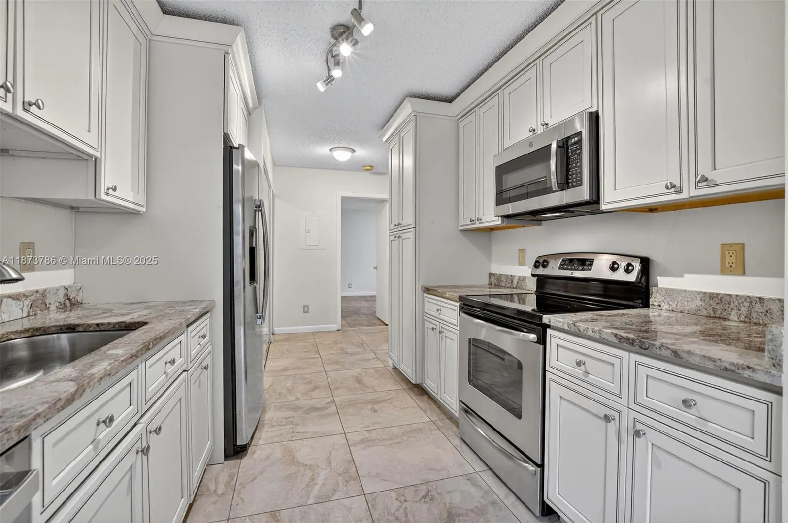 4843 NW 22nd St, #4157