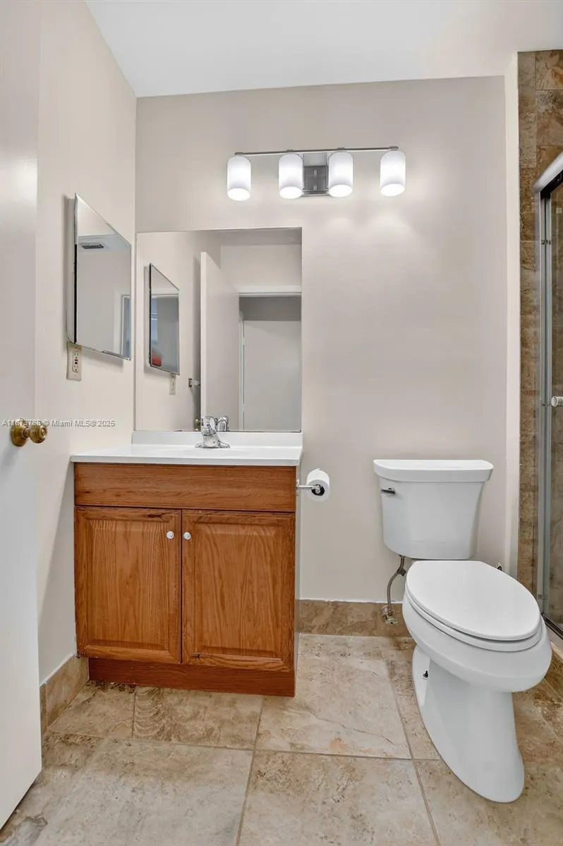 4843 NW 22nd St, #4157