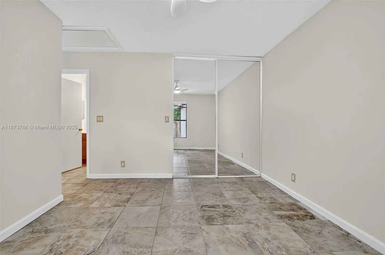 4843 NW 22nd St, #4157