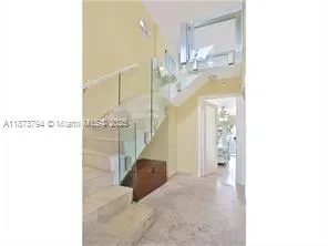 1005 8th St, #PH-2