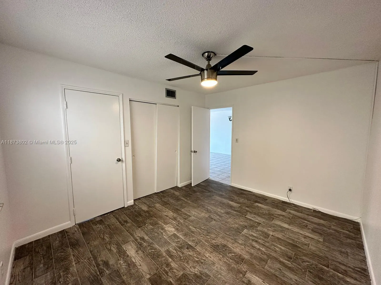 900 NE 18th Ave, #207