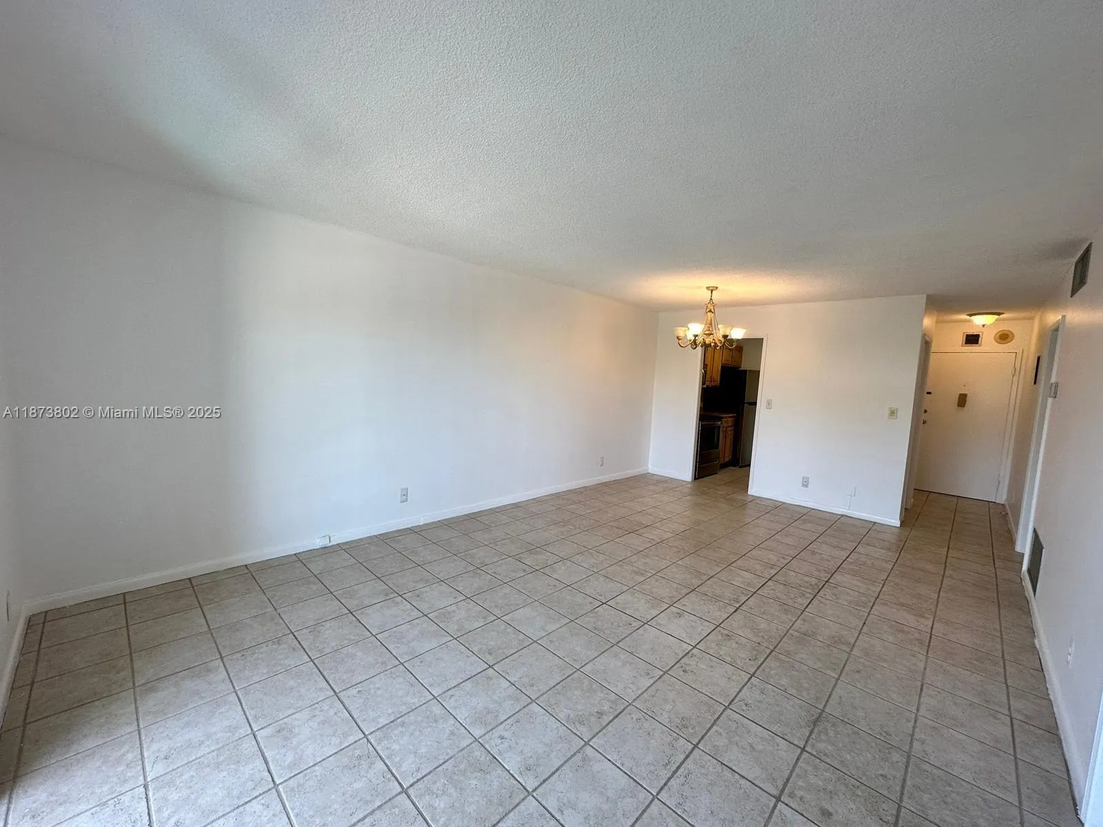 900 NE 18th Ave, #207