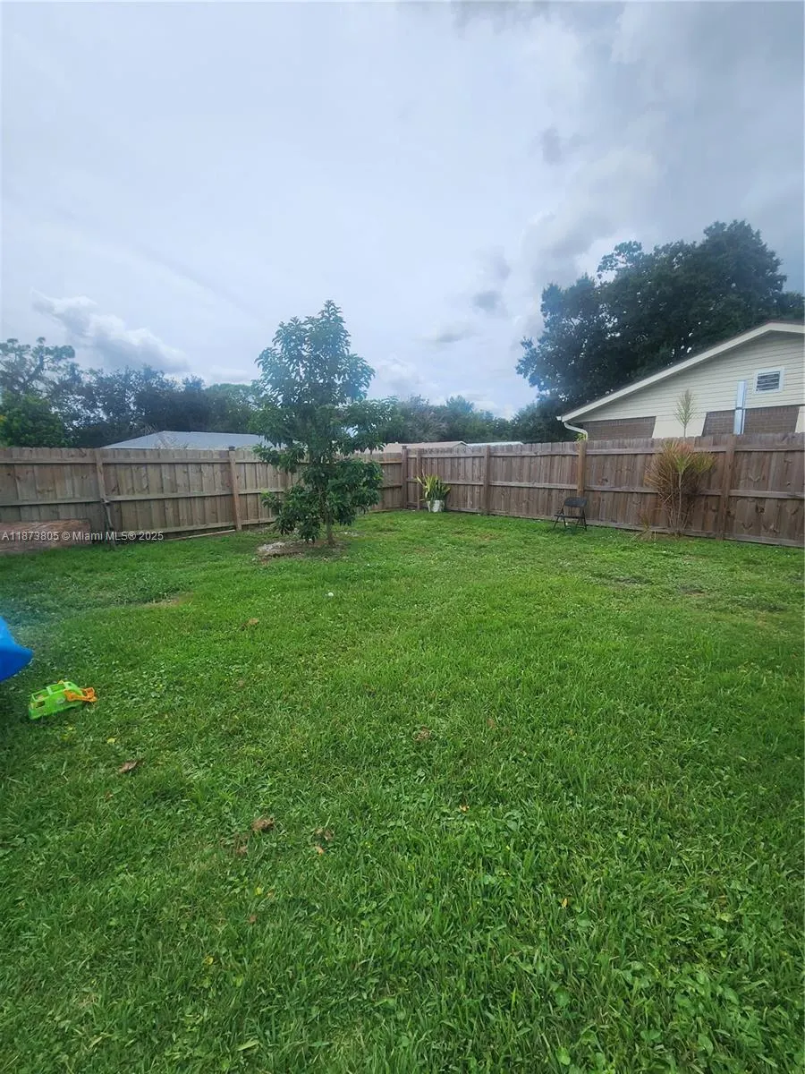 3012 Parkwood Rd.