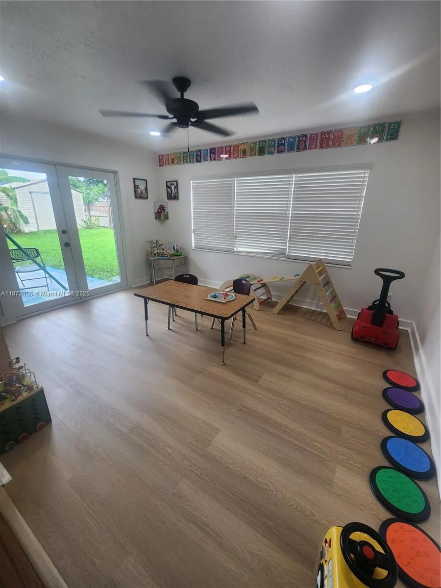 3012 Parkwood Rd.