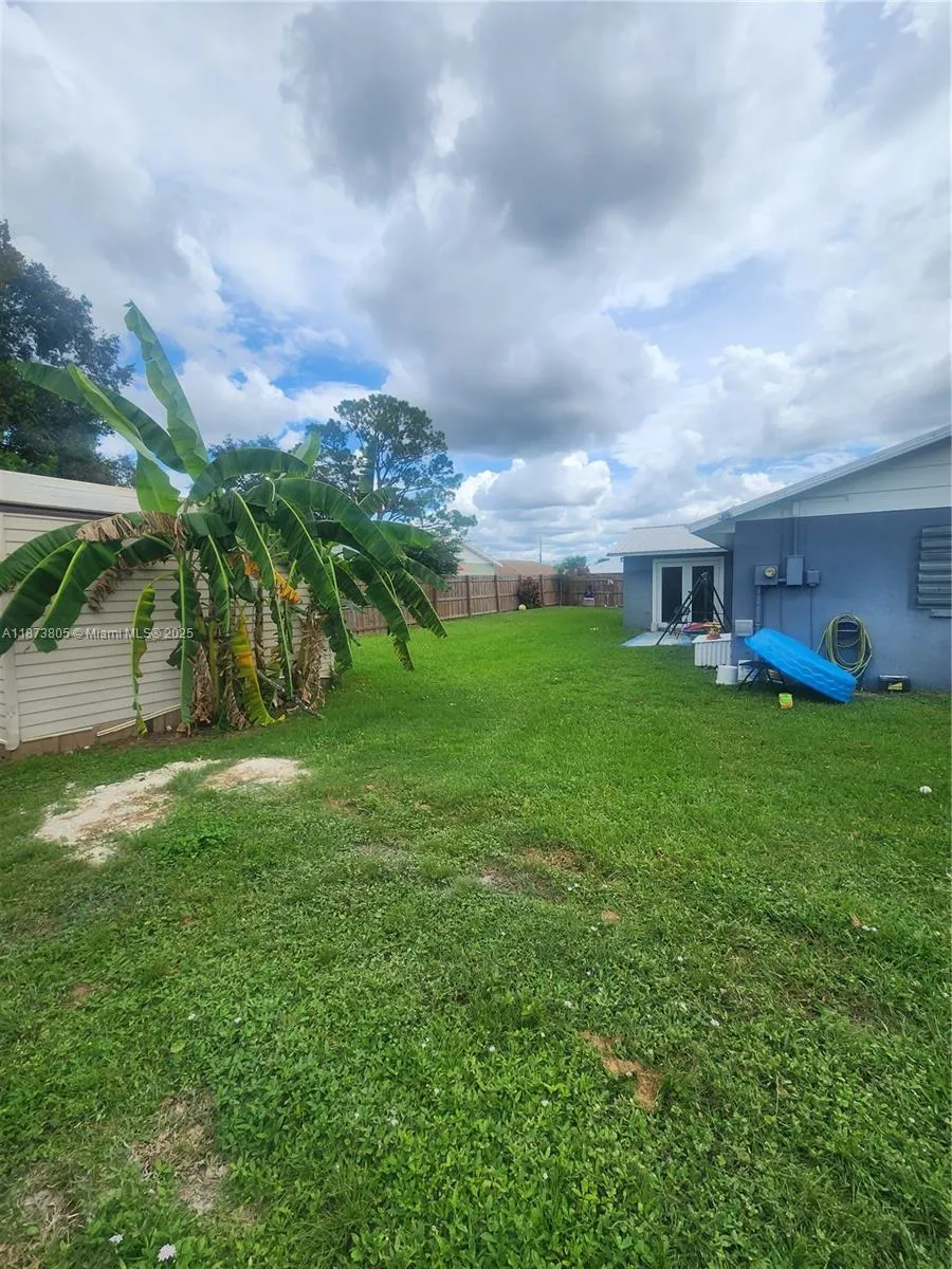3012 Parkwood Rd.
