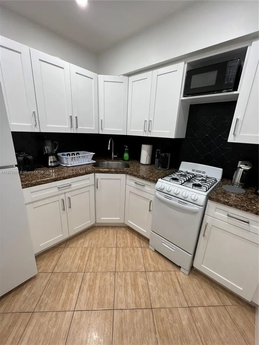 620 Jefferson Ave, #2