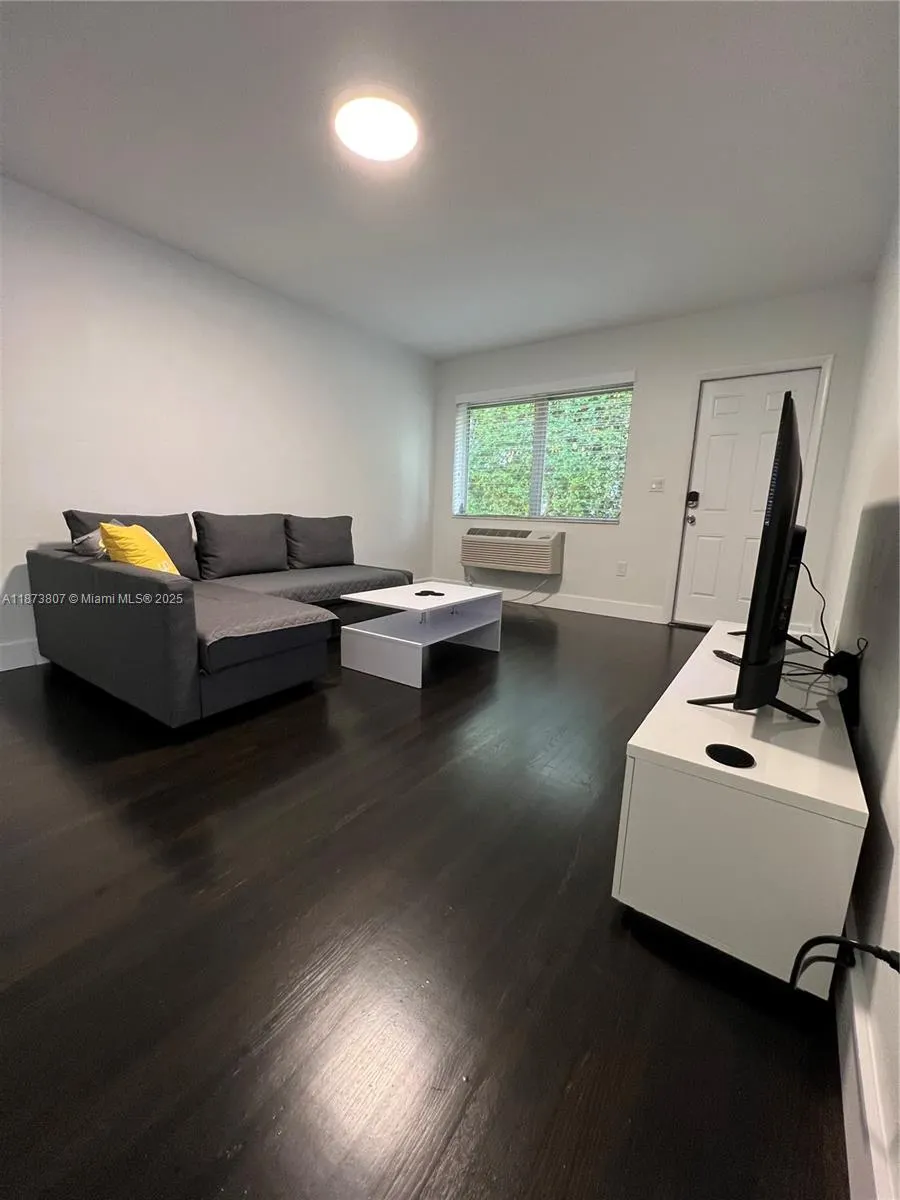 620 Jefferson Ave, #2