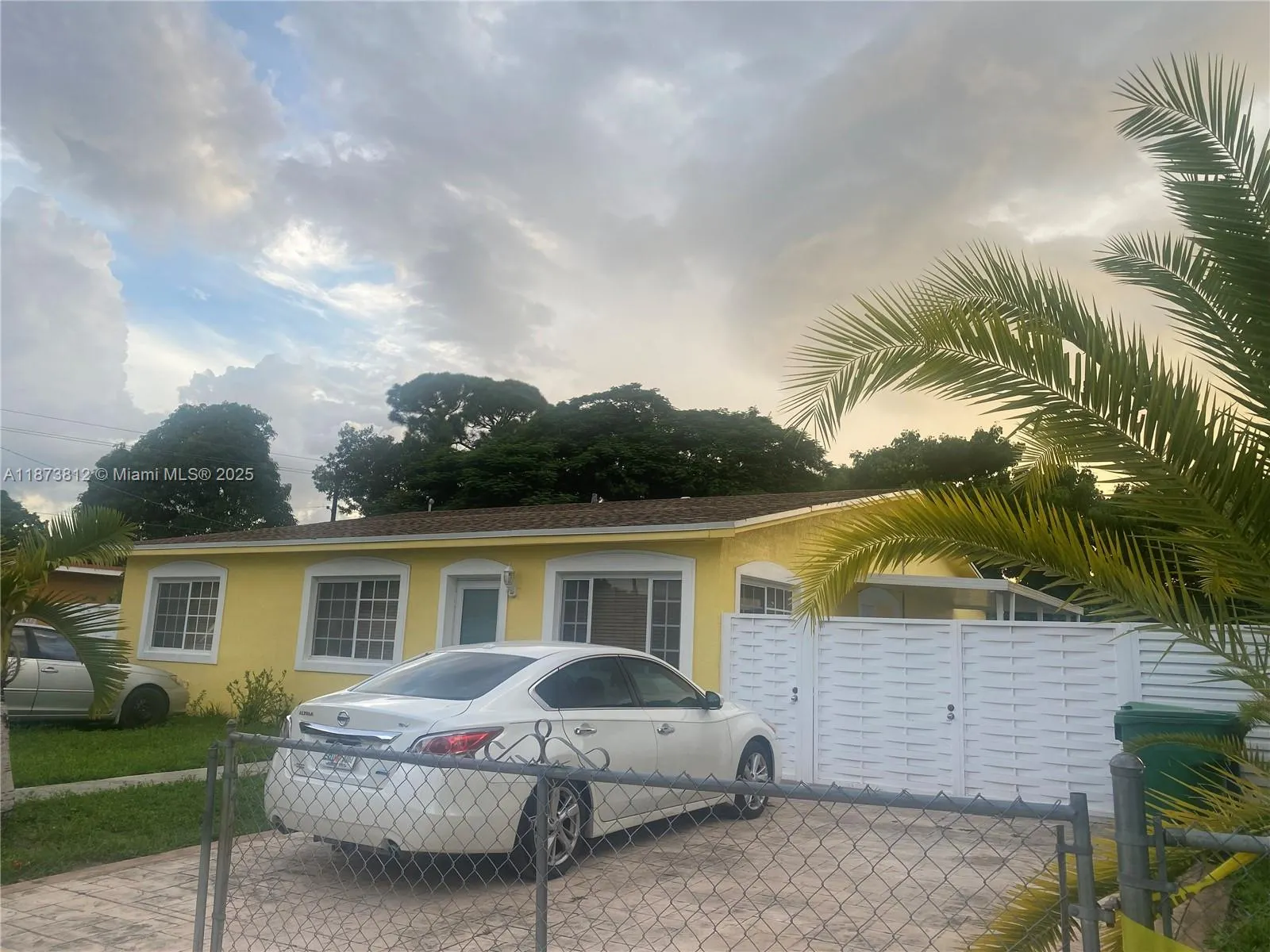 10440 NW 28th Ct