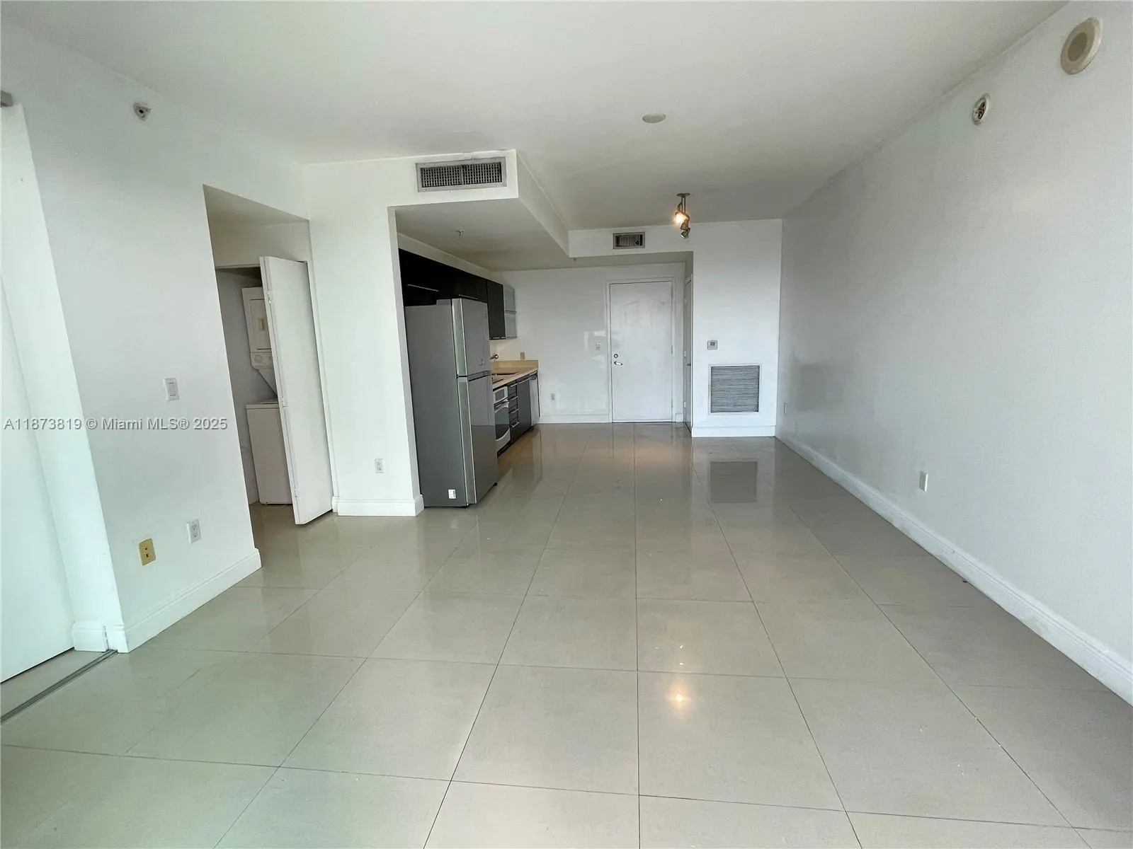 90 SW 3rd St, #1809