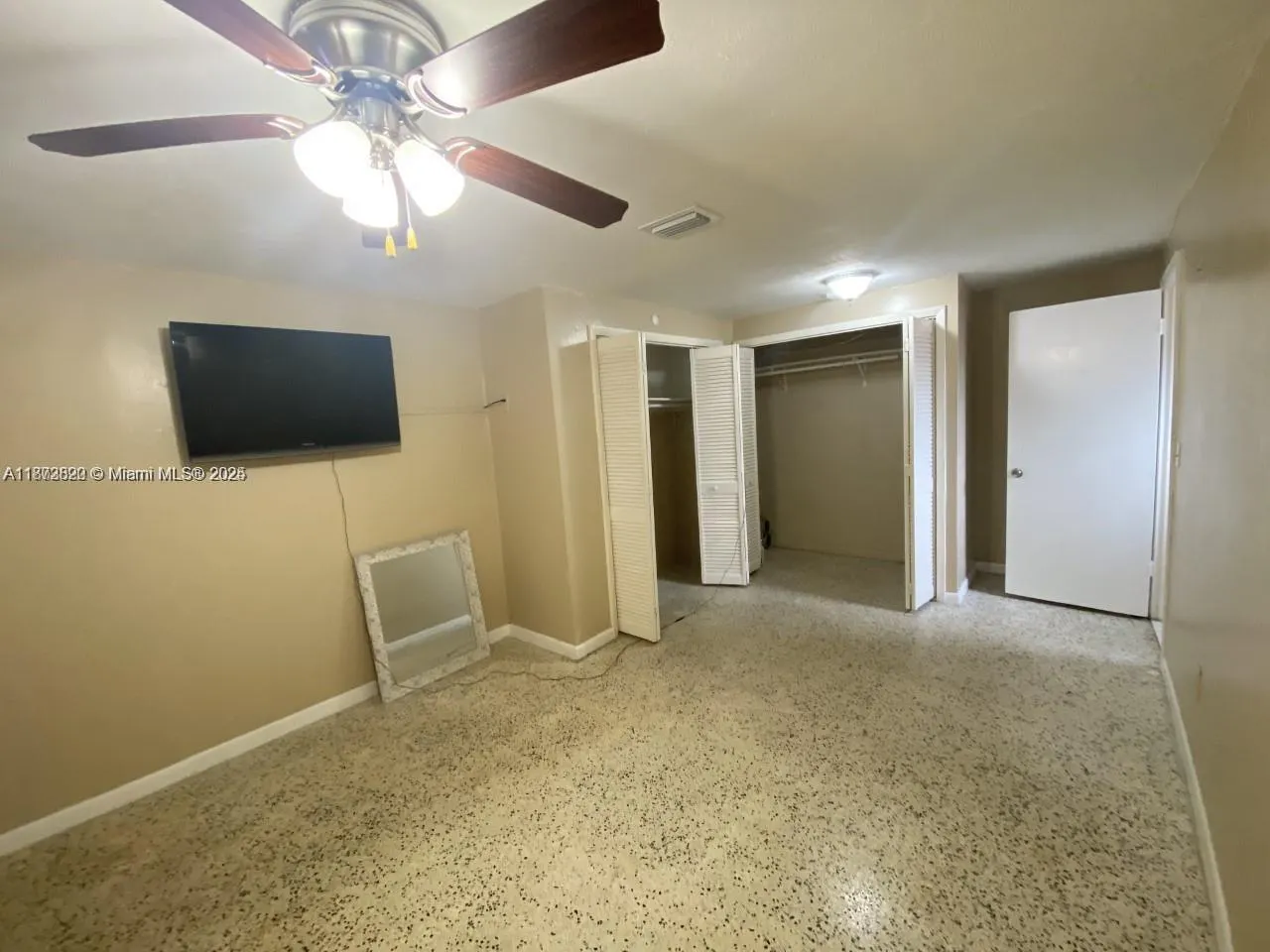 2761 SW 31st Ct, #1