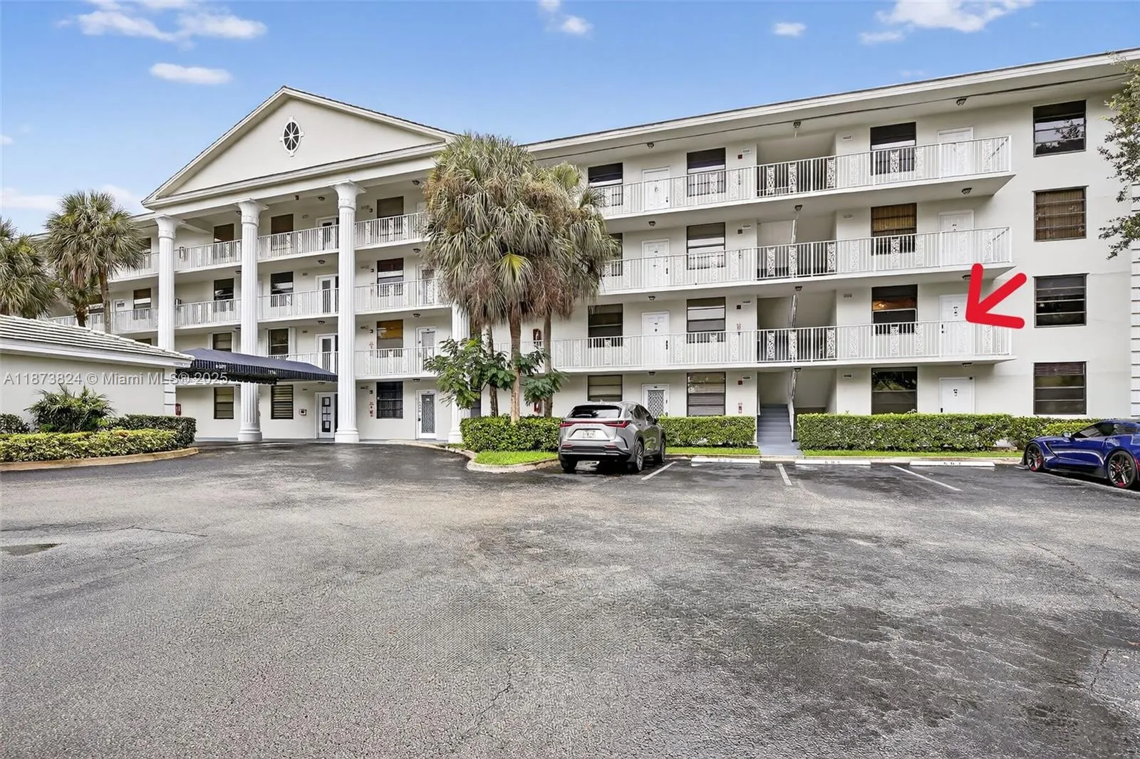 1715 Whitehall Dr, #206