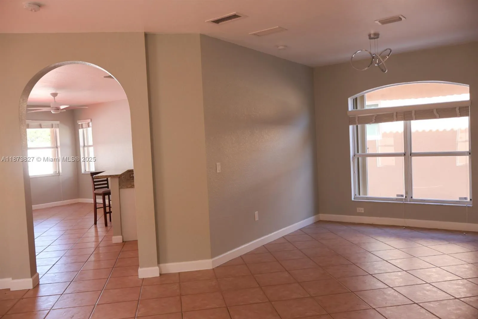 2240 NE 37th Ter