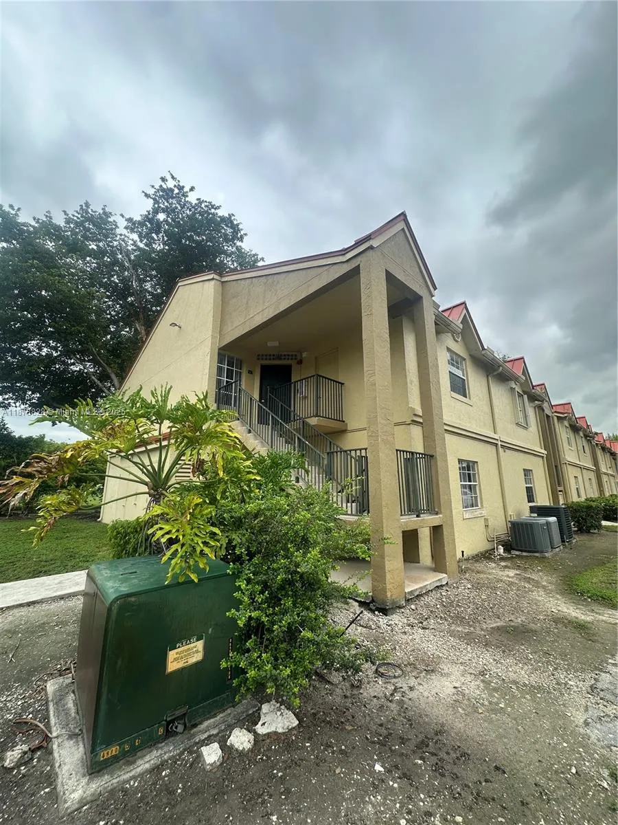 18318 NW 68th Ave, #B