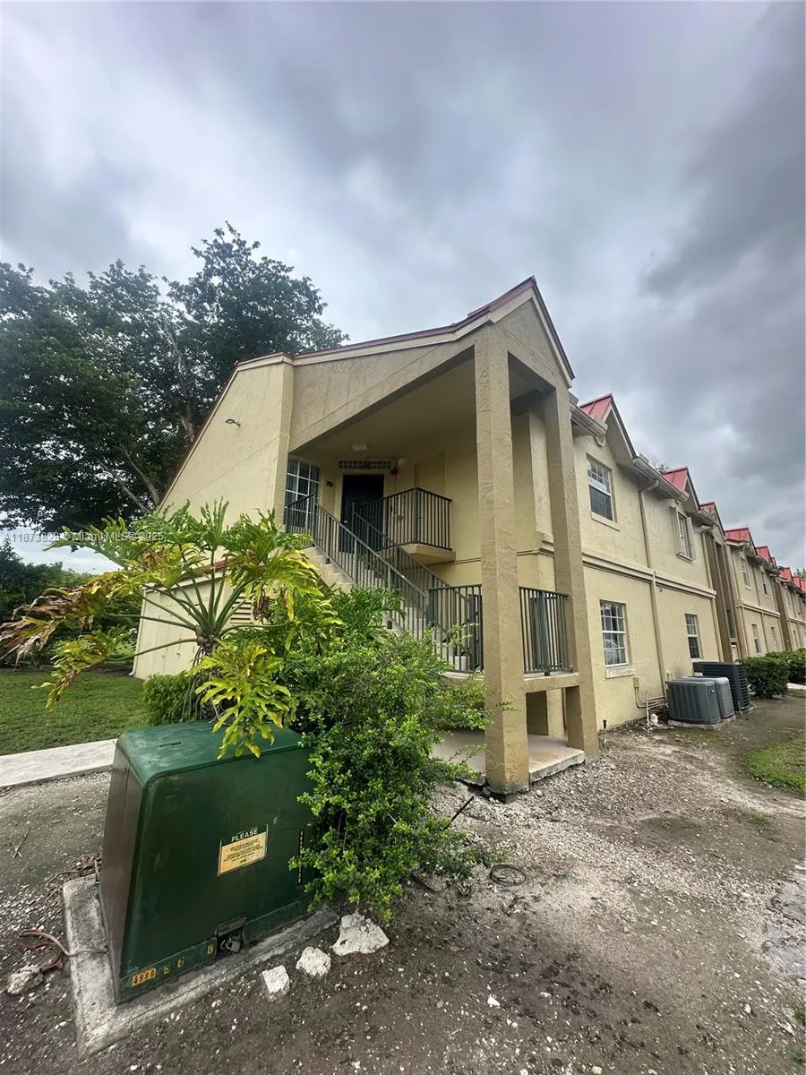 18318 NW 68th Ave, #B