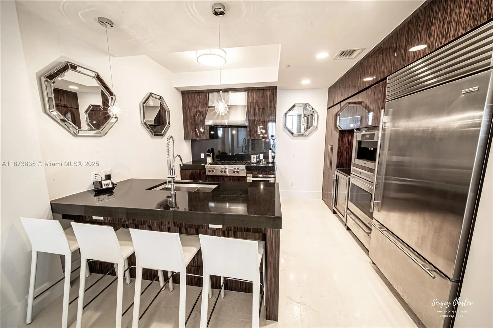 9705 Collins Ave, #1404N