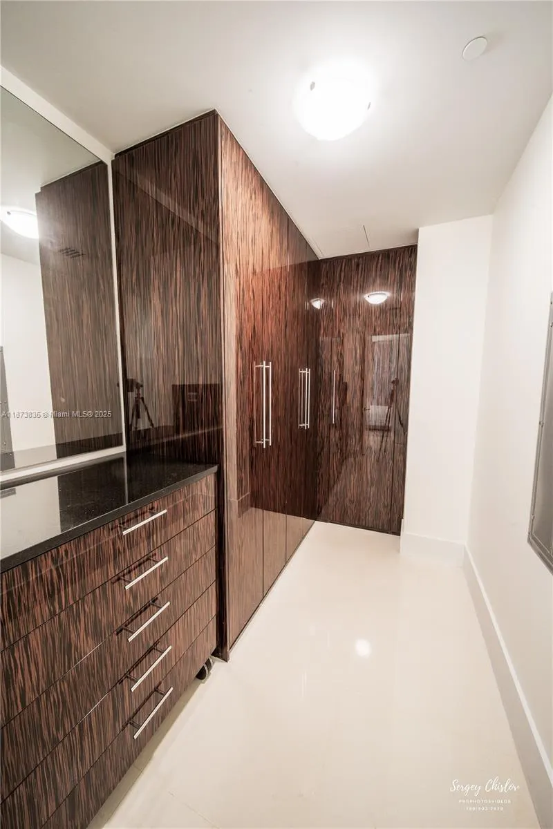 9705 Collins Ave, #1404N