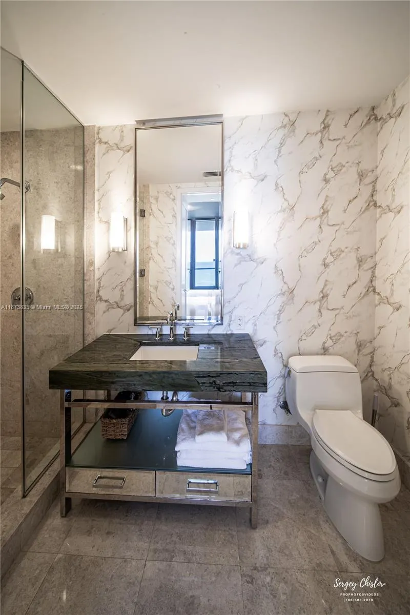 9705 Collins Ave, #1404N