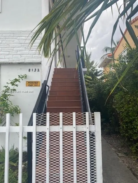 8132 Harding Ave, #7