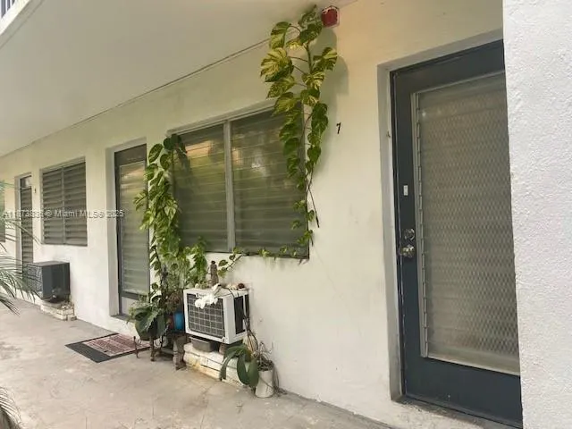 8132 Harding Ave, #7