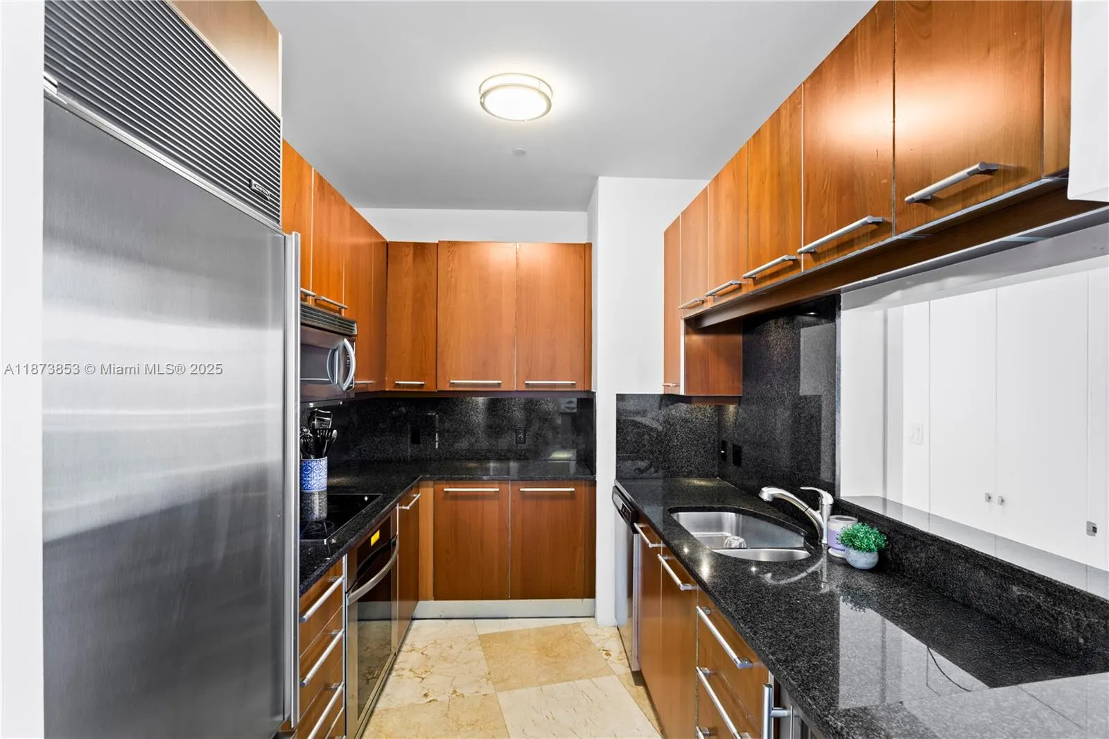 901 Brickell Key Blvd, #3301