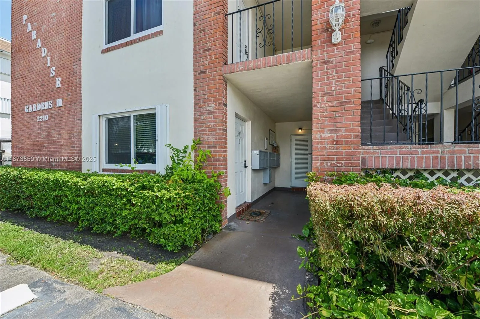 2210 Taylor St, #101