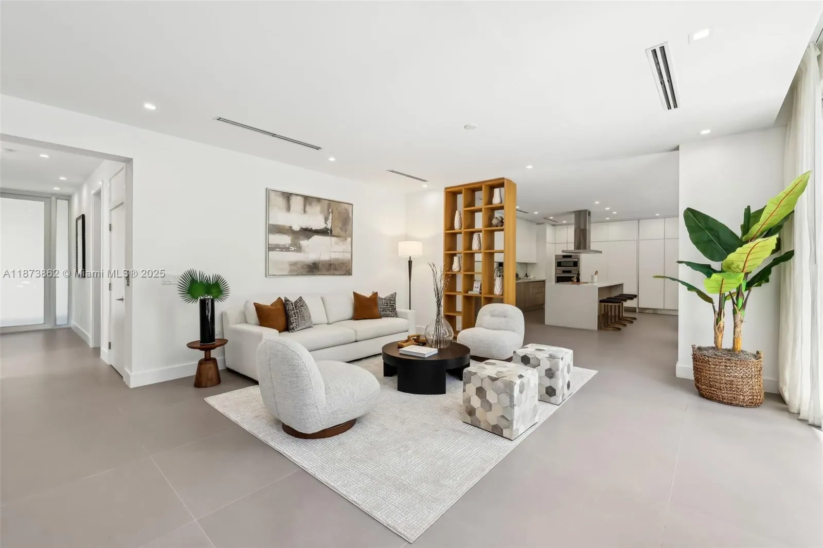 425 Harbor Dr
