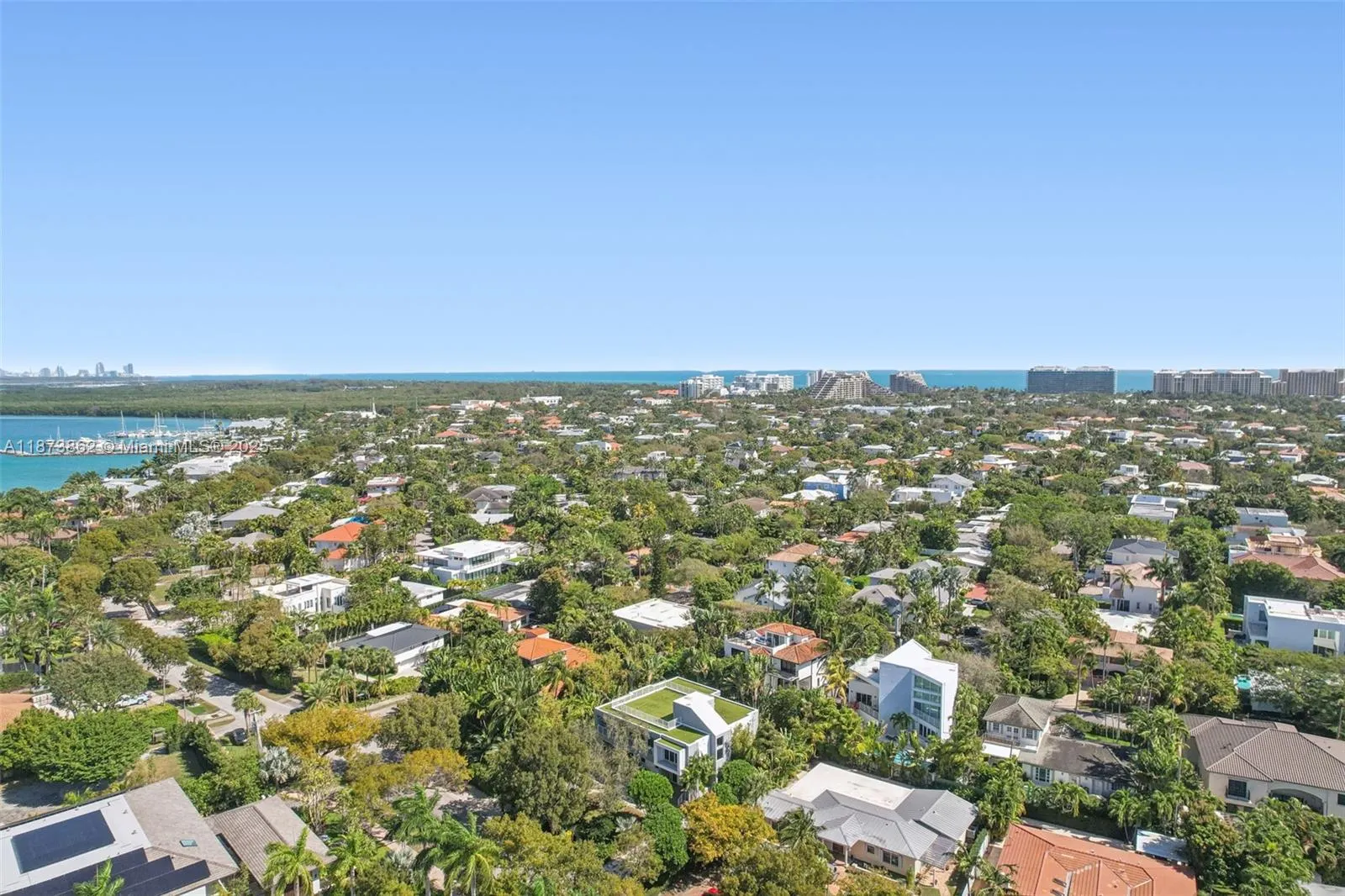 425 Harbor Dr