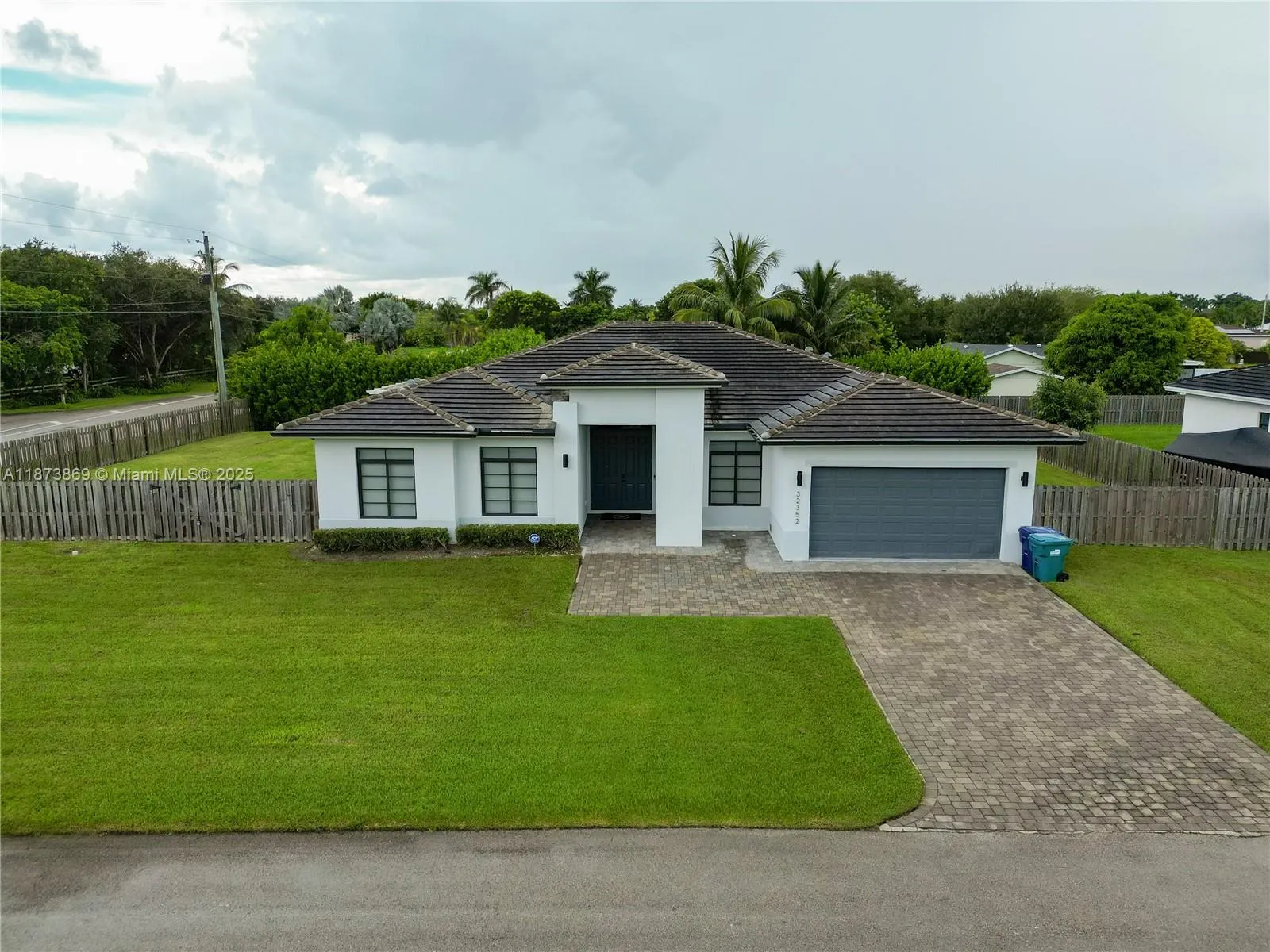 32352 SW 199th Pl