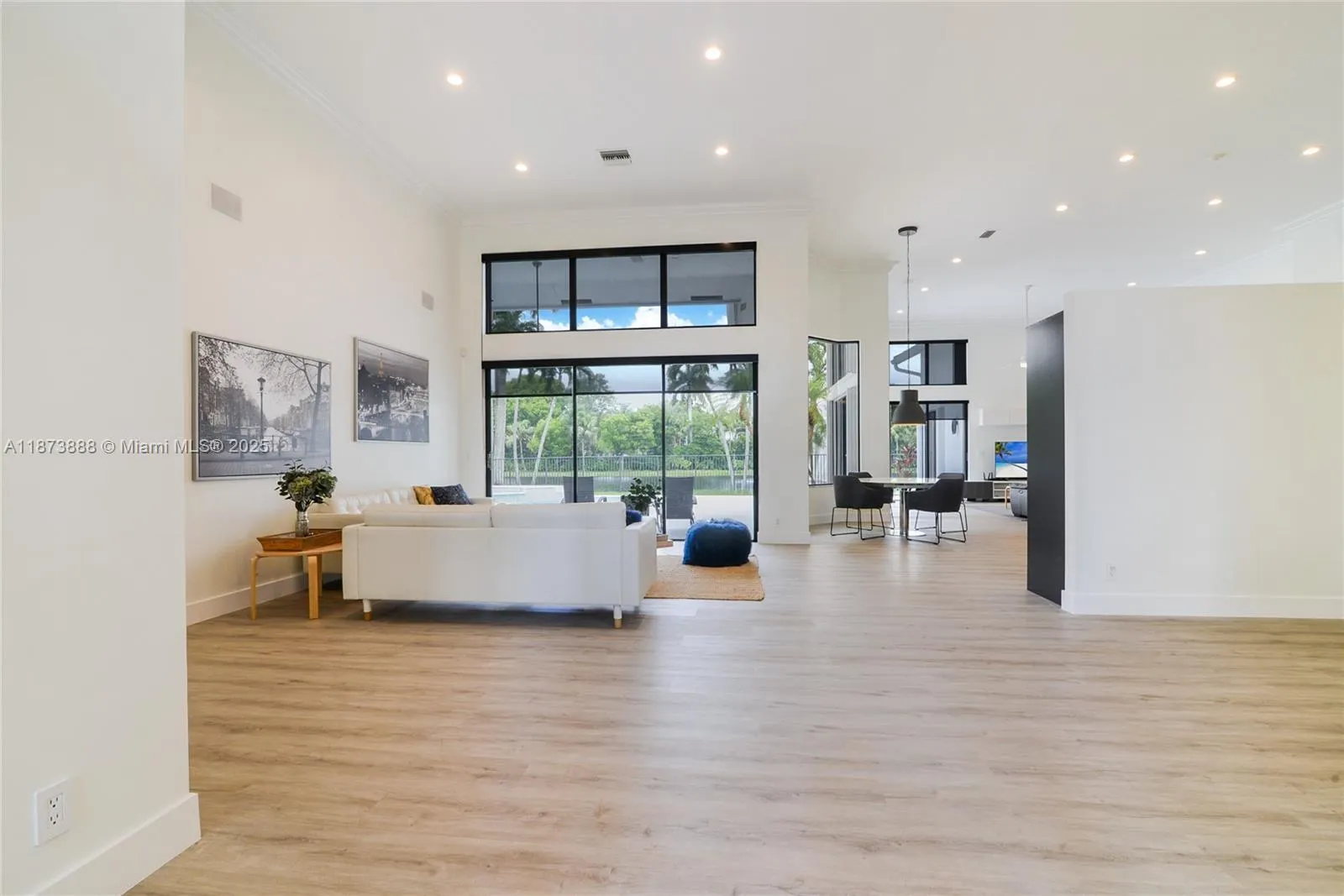 3041 Birkdale