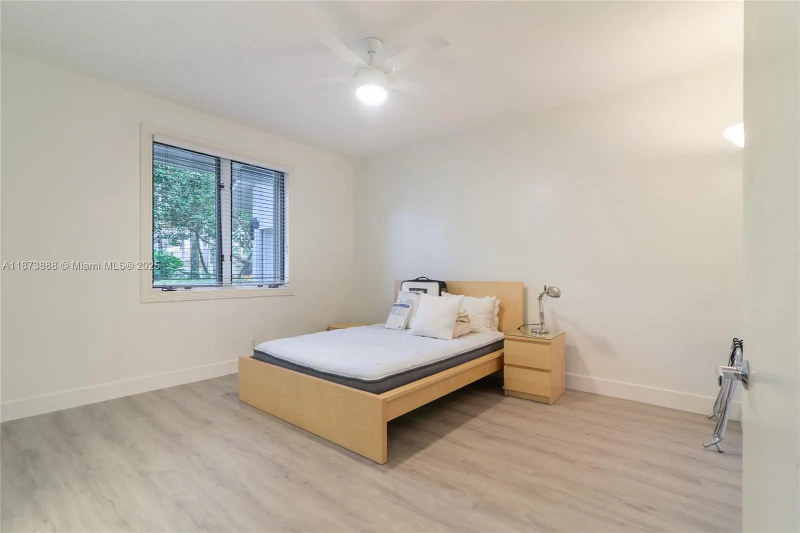 3041 Birkdale