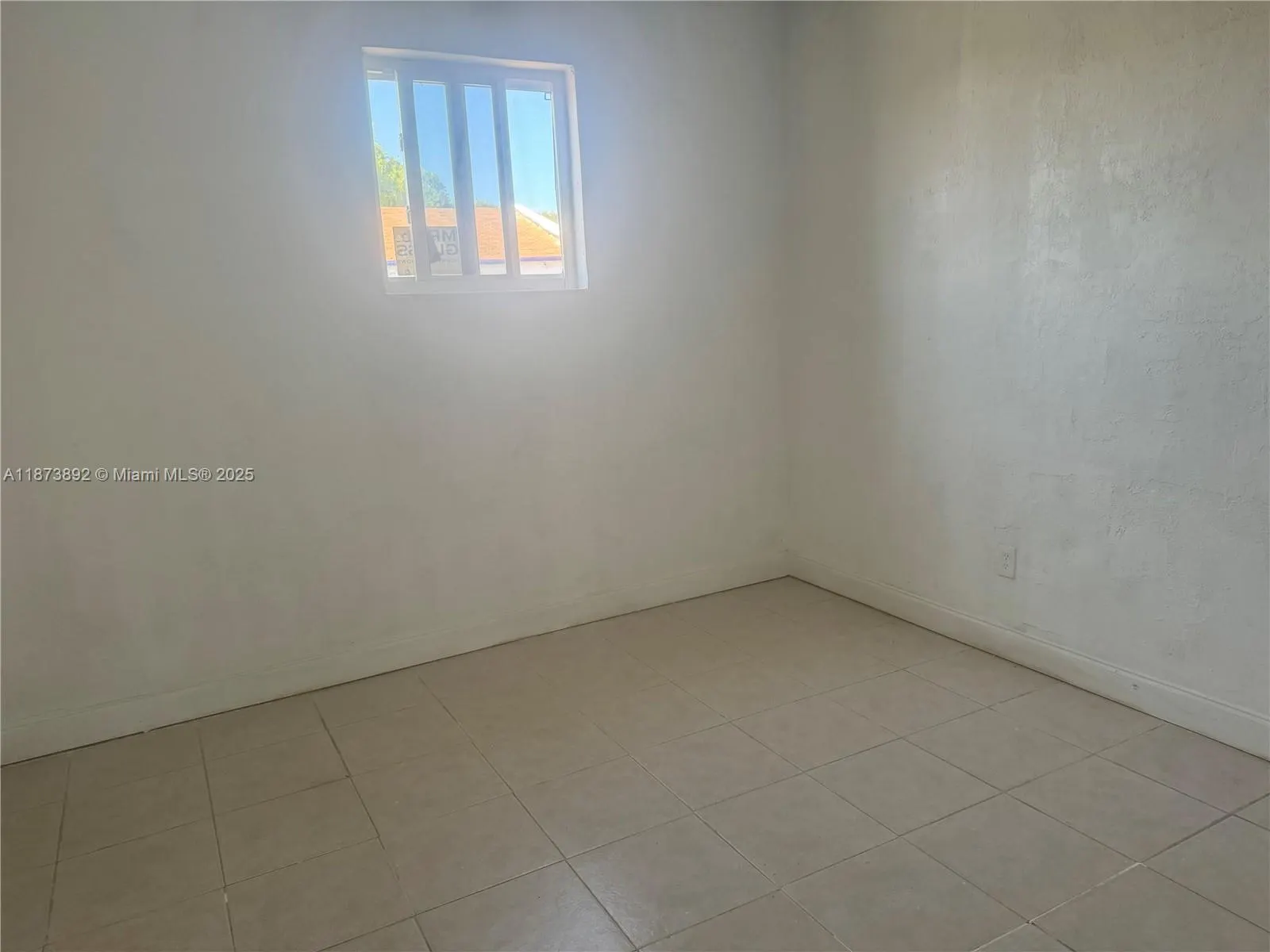 612 NW 2nd Ave, #2