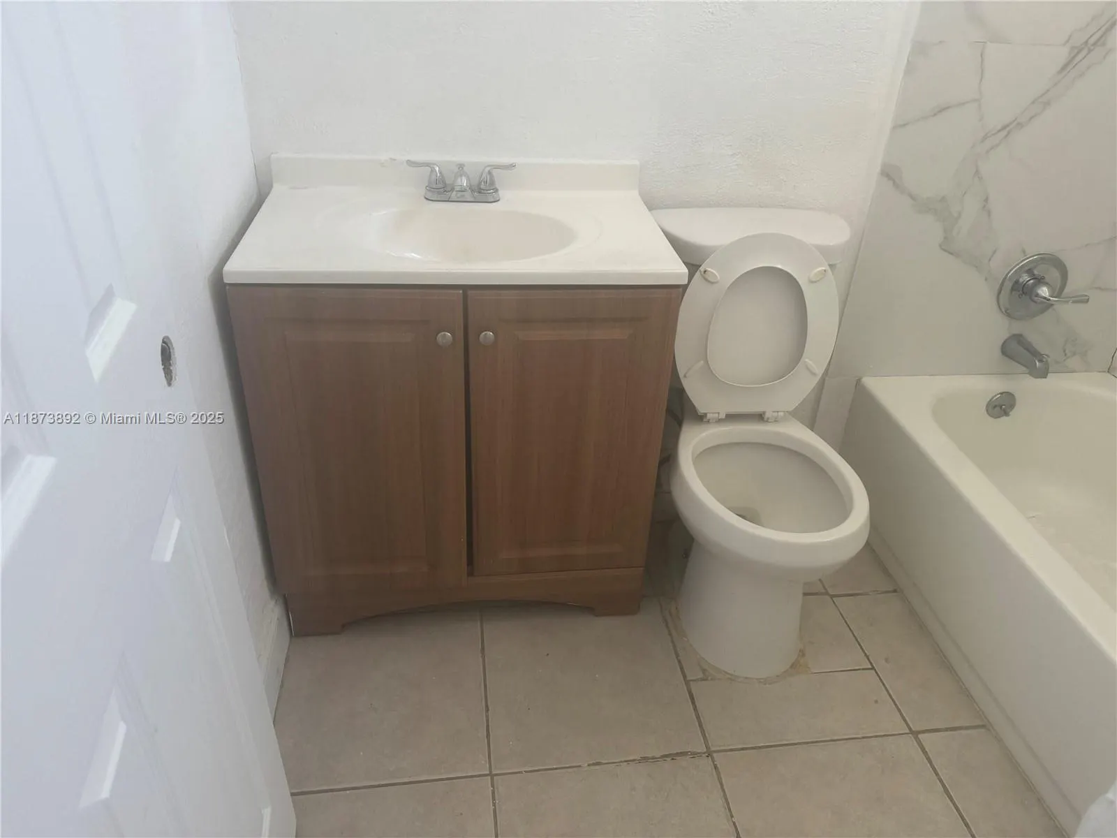 612 NW 2nd Ave, #2