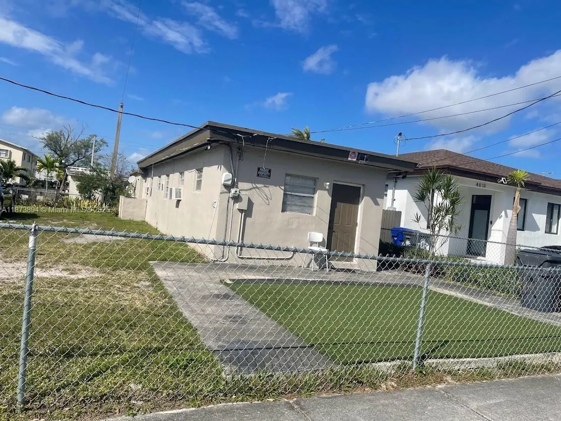 4015 SW 19th St, #3