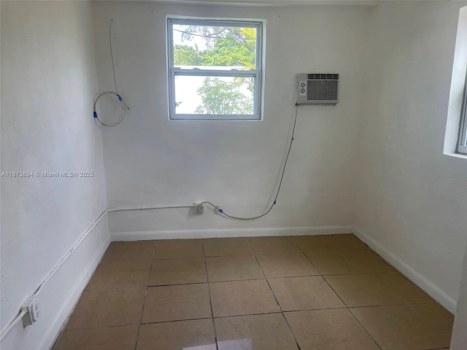 4015 SW 19th St, #3