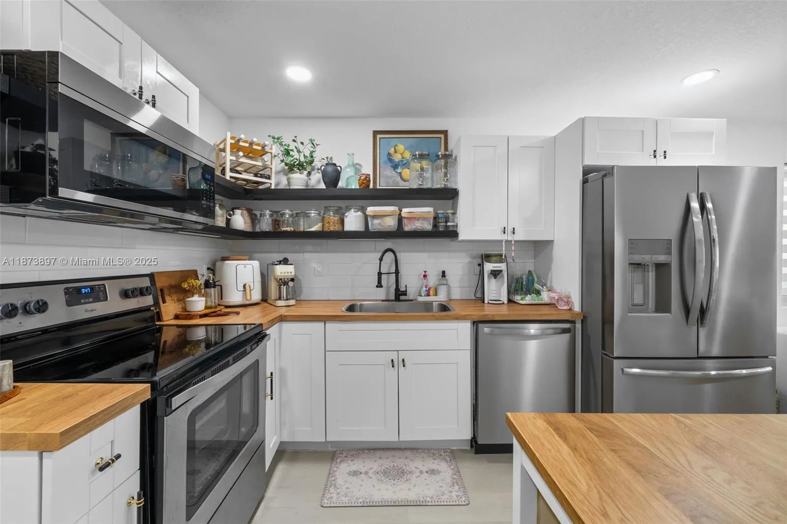 2170 NW 84th St