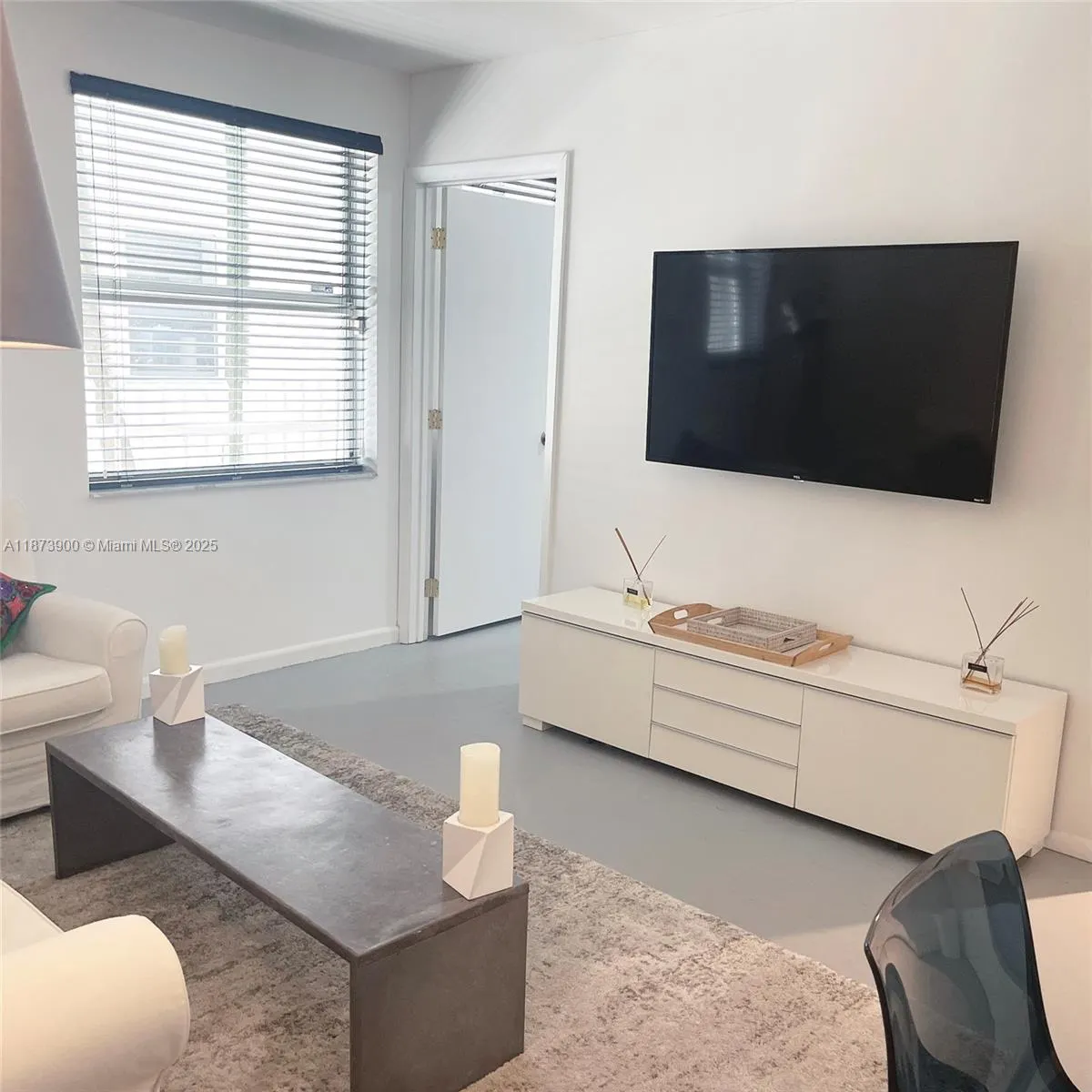 1550 Drexel Ave, #105