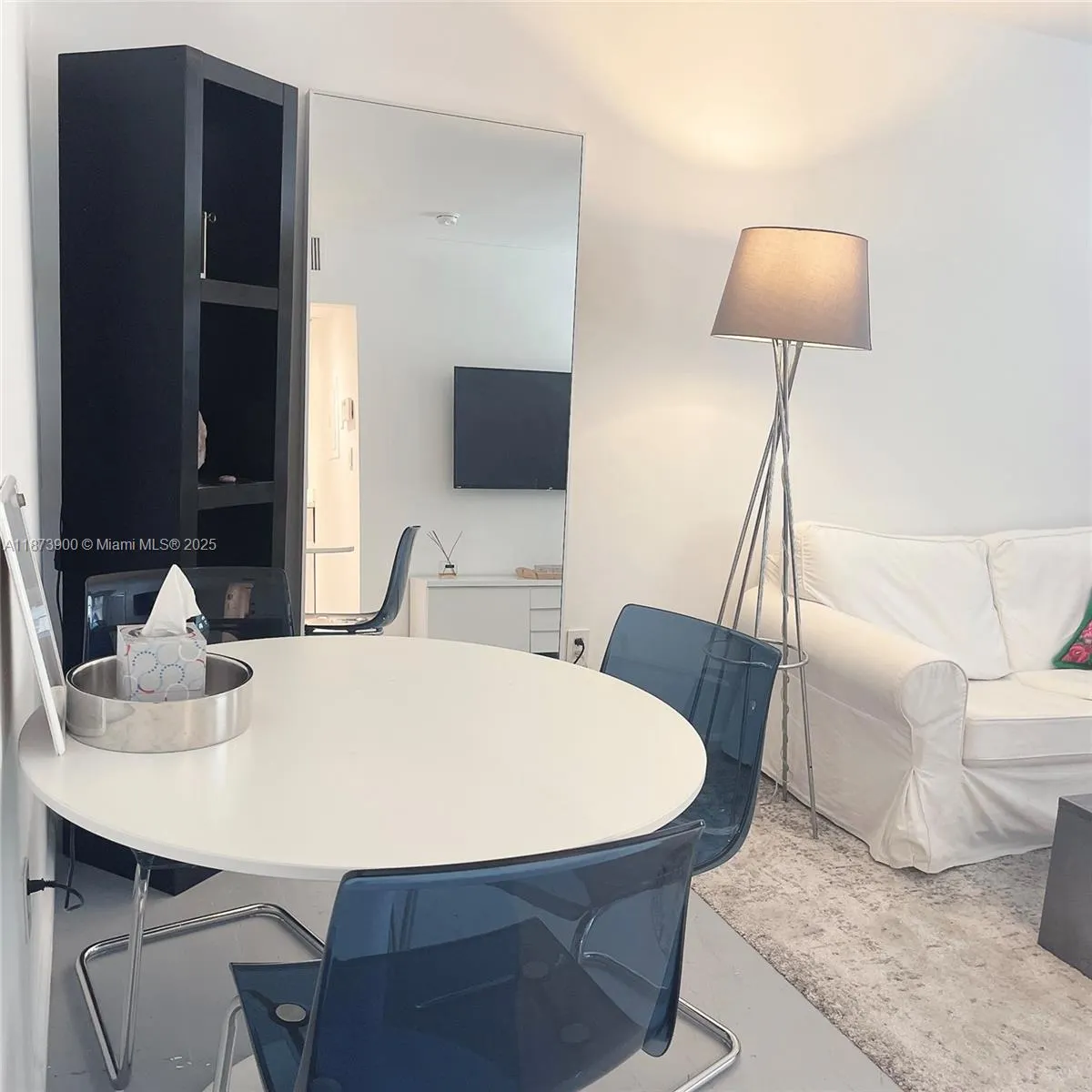 1550 Drexel Ave, #105