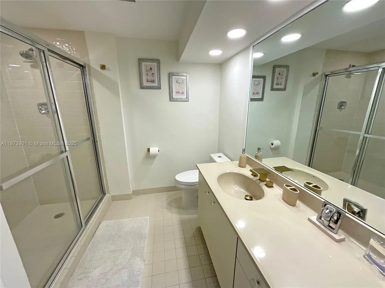 20191 E Country Club Dr, #1903