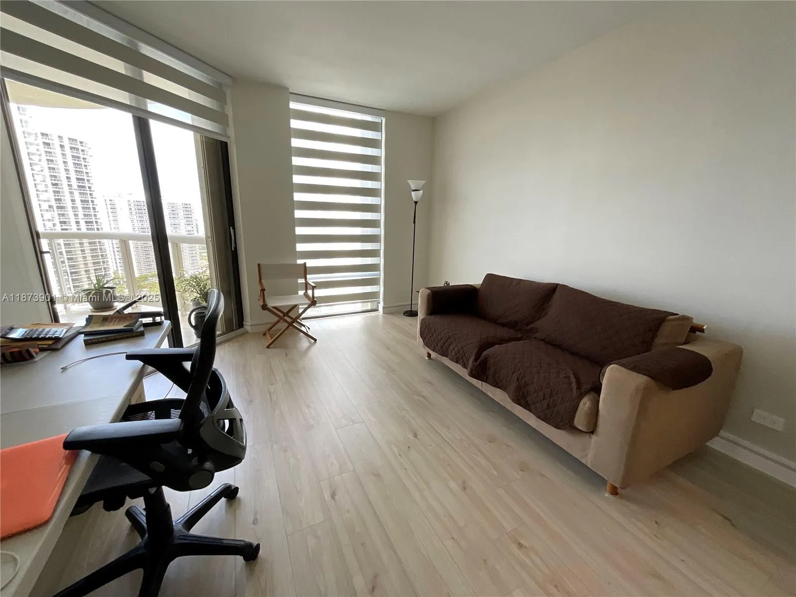 20191 E Country Club Dr, #1903