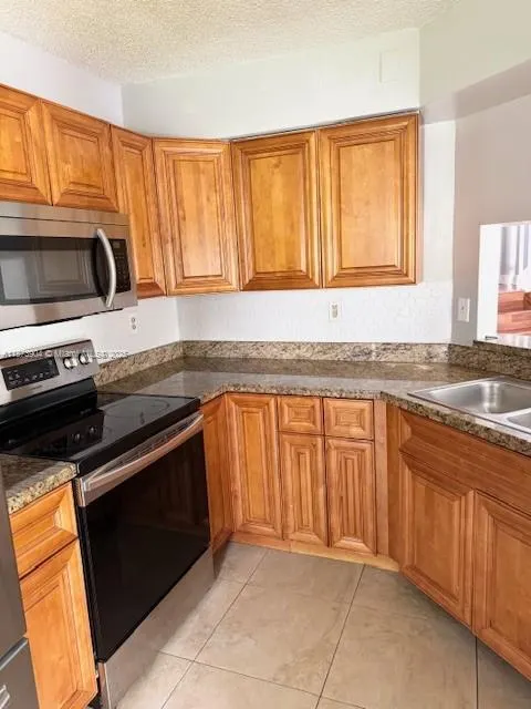 8951 W Sunrise Blvd