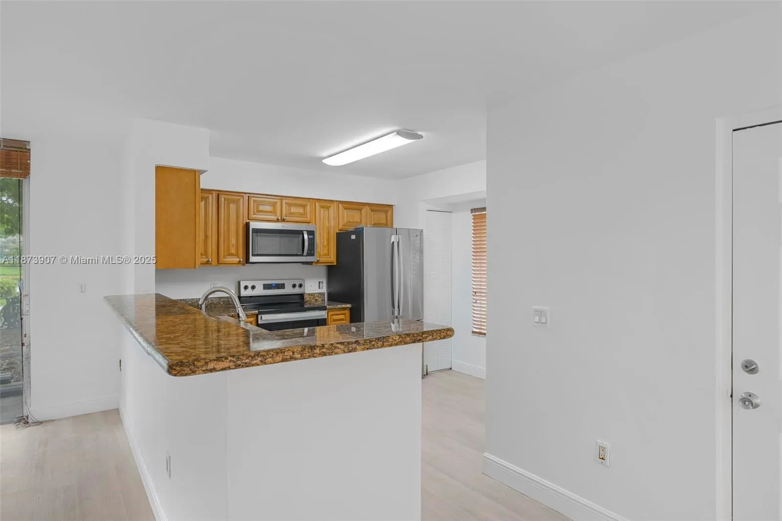12154 Saint Andrews Pl, #112