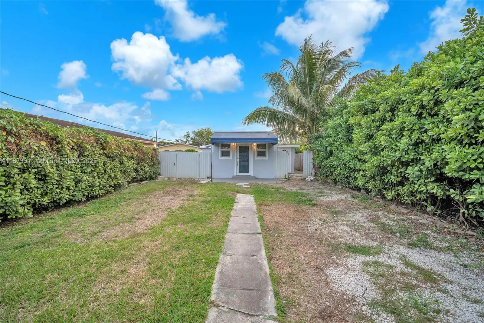 2372 NW 34th St, #na