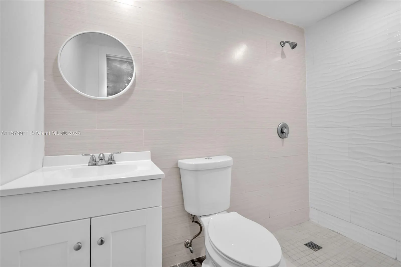 2372 NW 34th St, #na