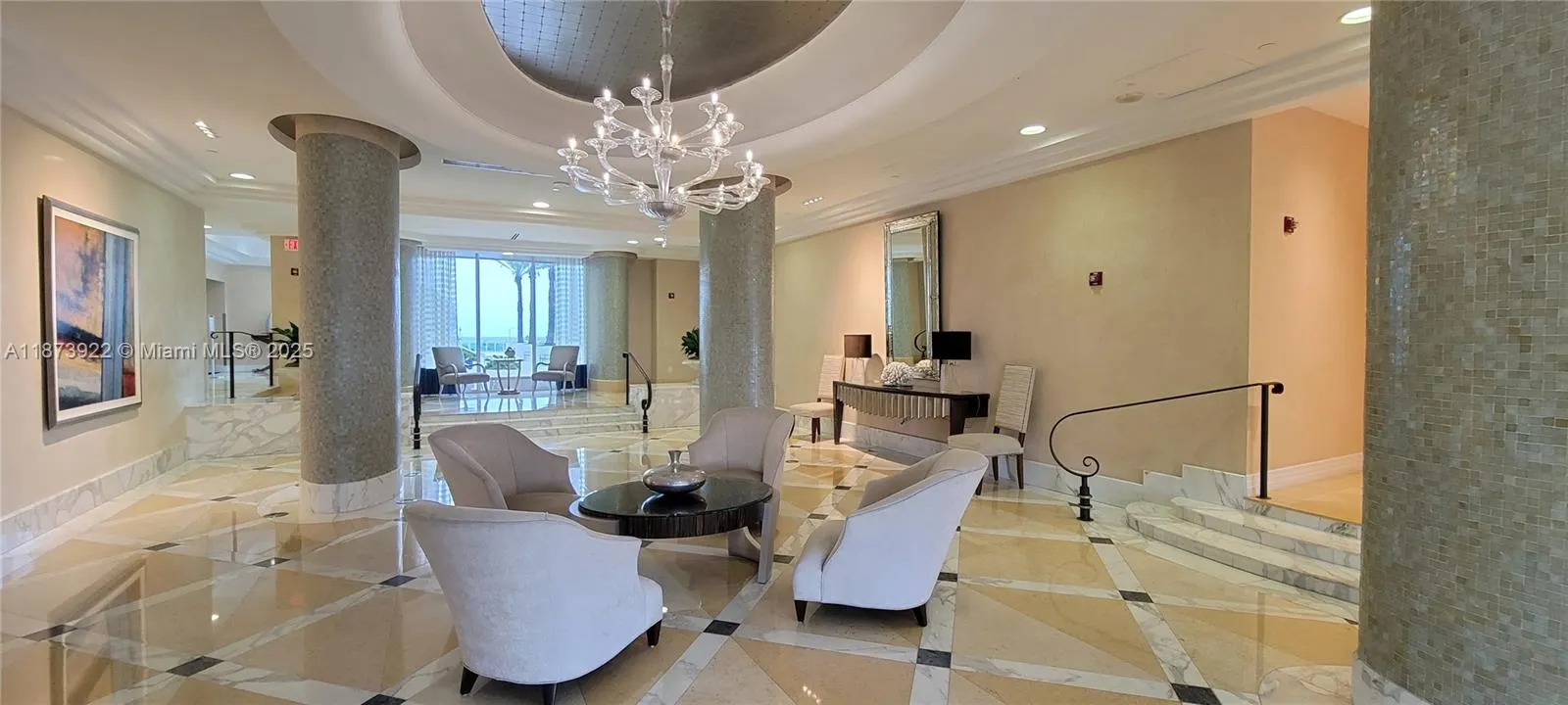 6917 Collins Ave, #1212