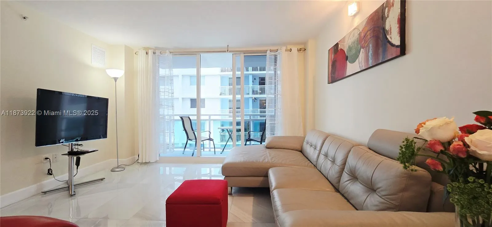 6917 Collins Ave, #1212