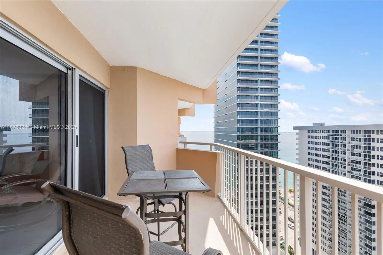 1980 S Ocean Dr, #22L