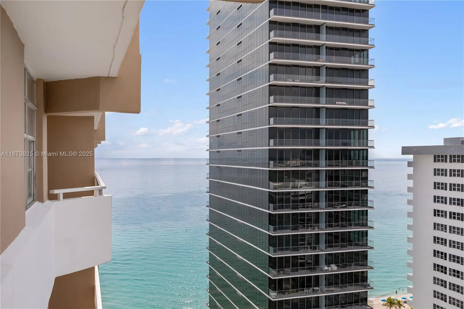 1980 S Ocean Dr, #22L