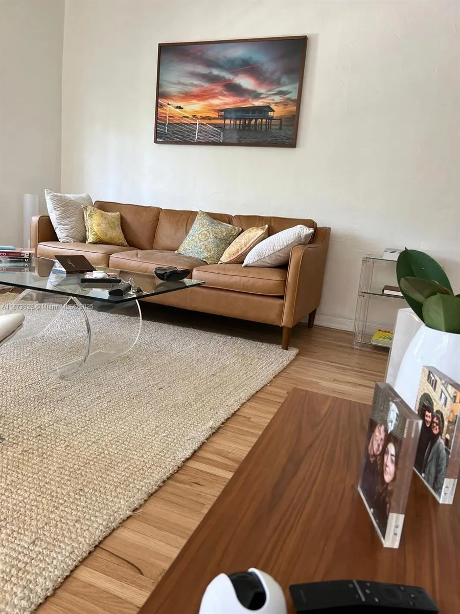 1551 Michigan Ave, #8